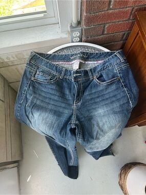 Maurices jeans